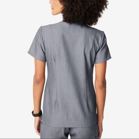 Figs “Casma” scrub top TECHNICAL V NECK  GRAPHITE grey gray 2453 - Picture 2 of 8